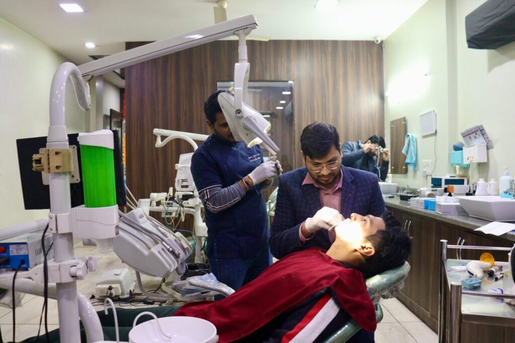 Best Dental Implants Clinic in Dwarka